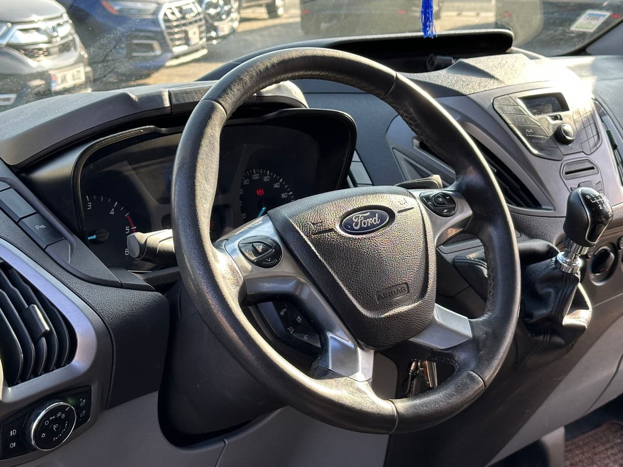 Ford Transit 2017 — Миниатюра 6