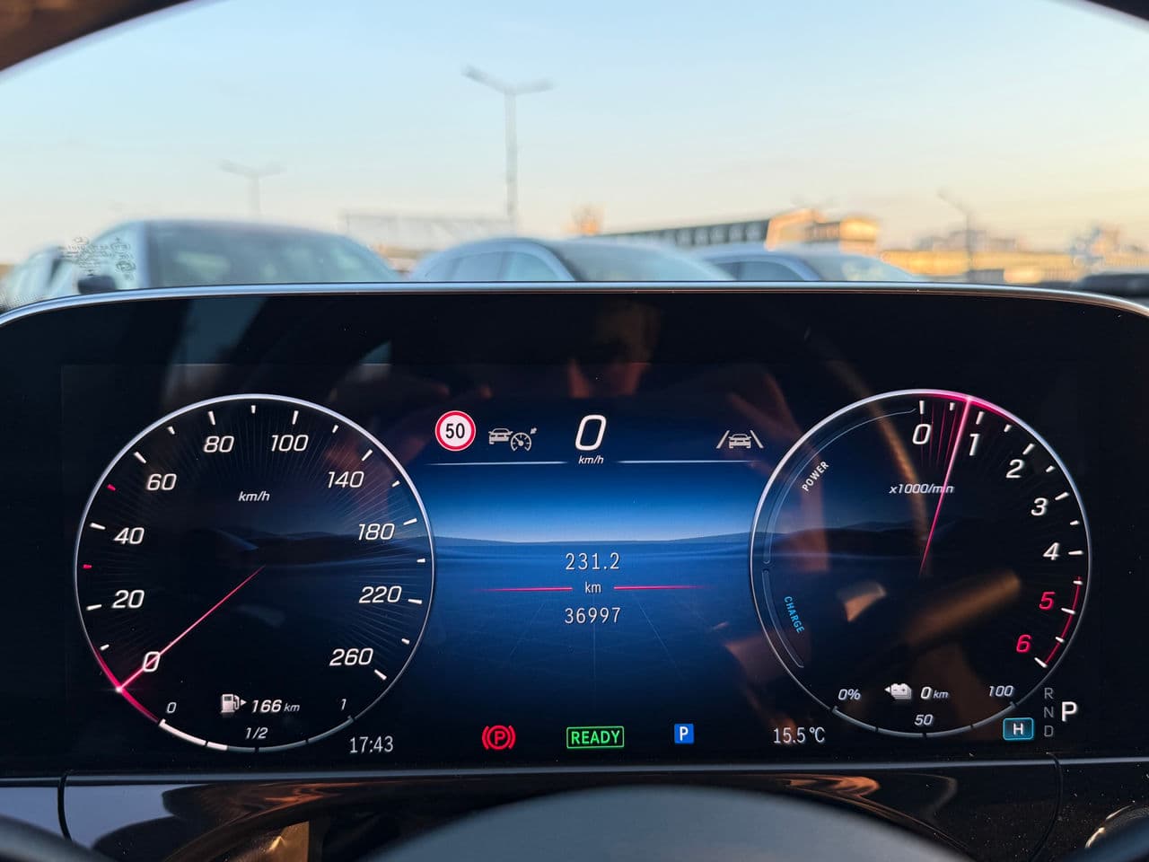 Mercedes E 300de 2024 — Миниатюра 10