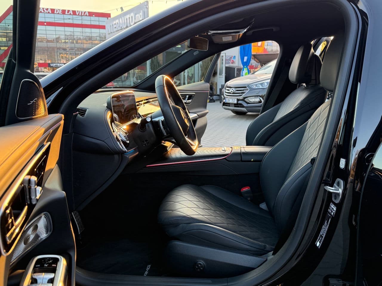 Mercedes E 300de 2024 — Миниатюра 7