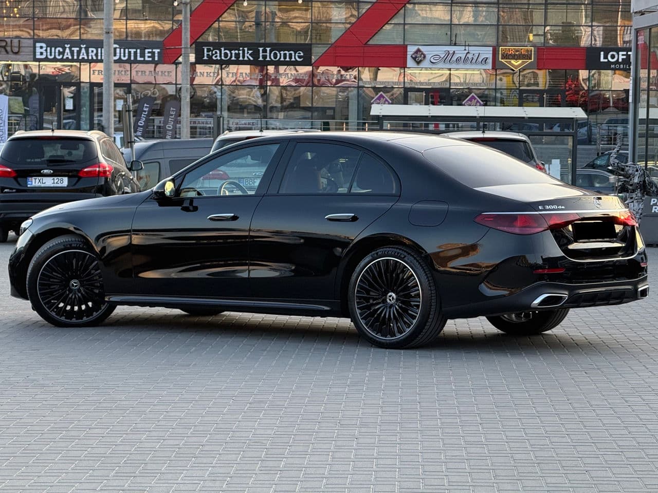 Mercedes E 300de 2024 — Миниатюра 5