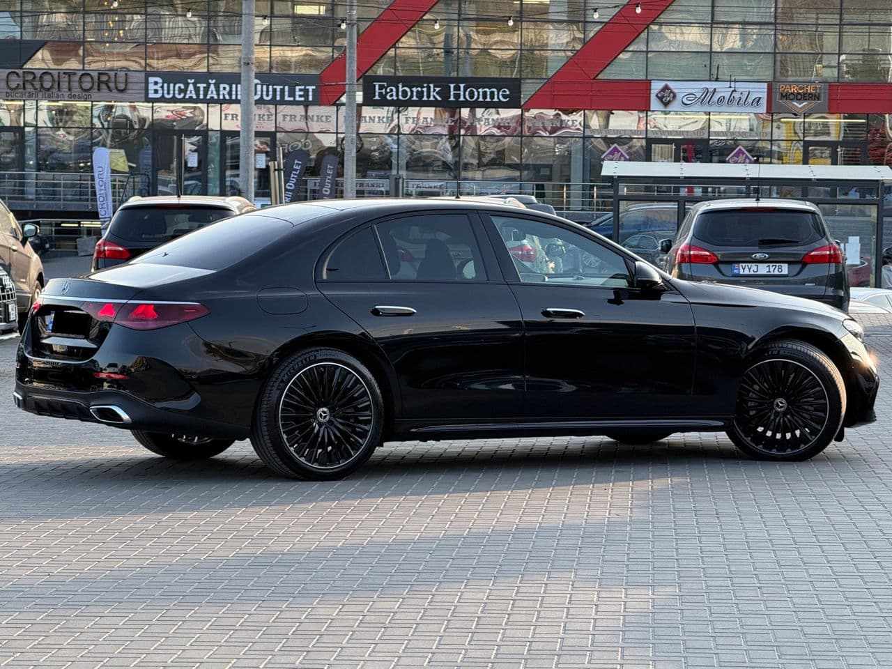 Mercedes E 300de 2024 — Миниатюра 4