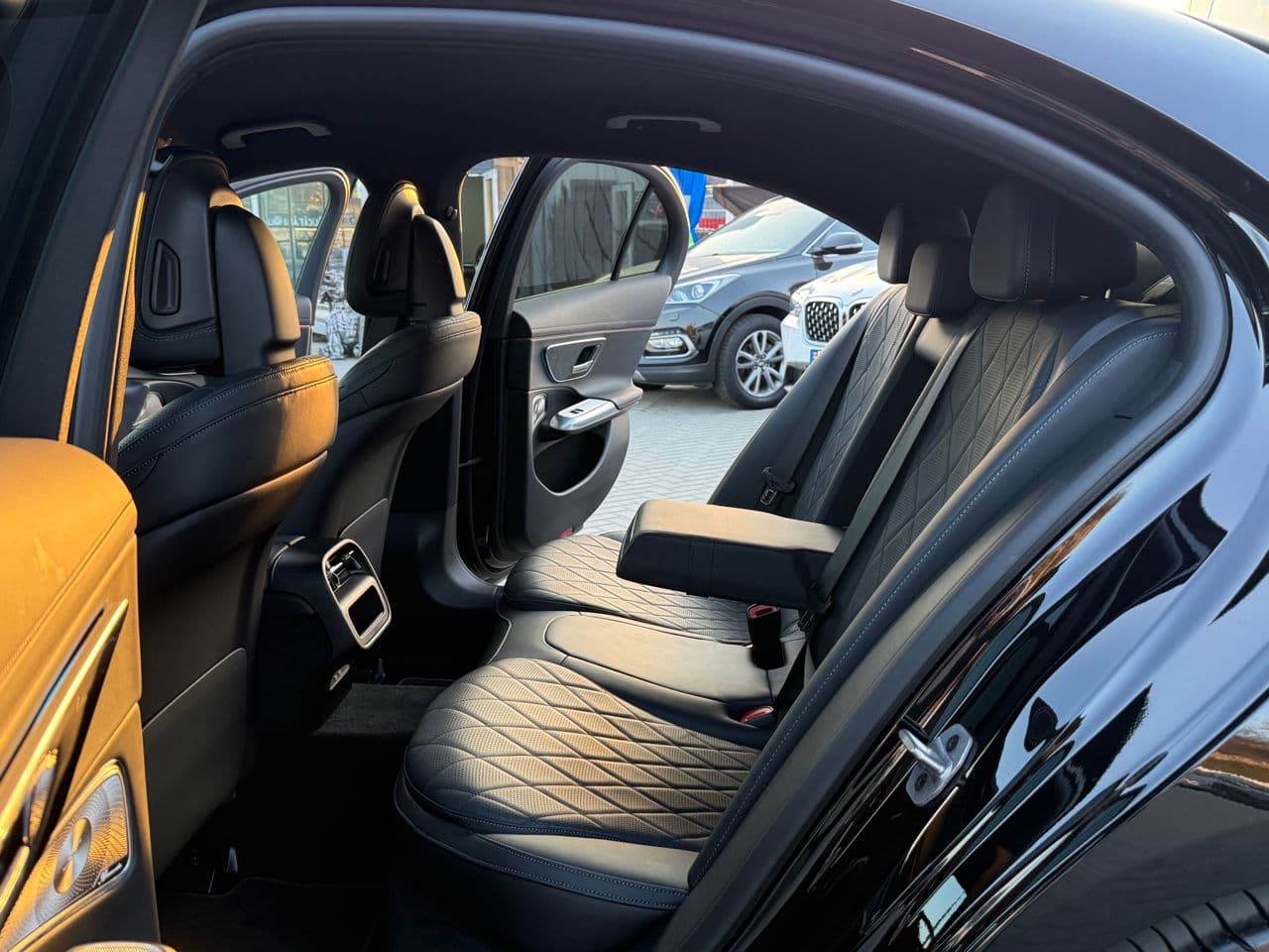 Mercedes E 300de 2024 — Миниатюра 15