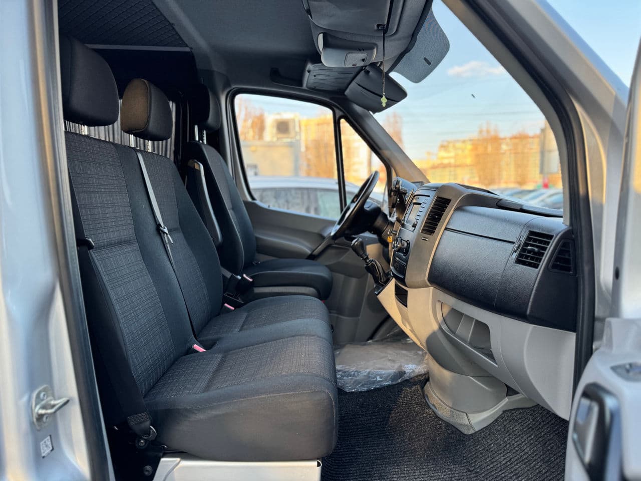 Mercedes Sprinter 2016 — Миниатюра 15