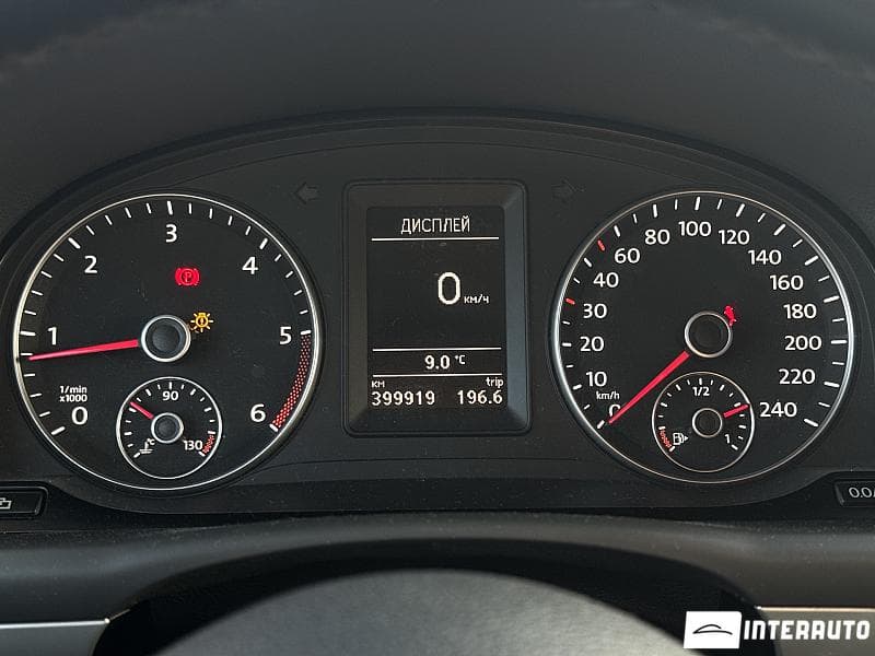 Volkswagen Touran 2011 — Миниатюра 8
