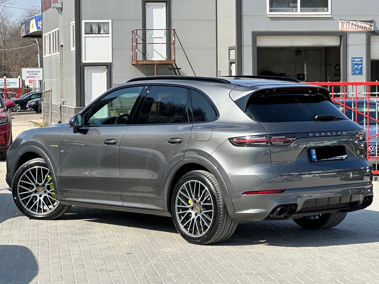Porsche Cayenne E-Hybrid 2020 — Миниатюра 4