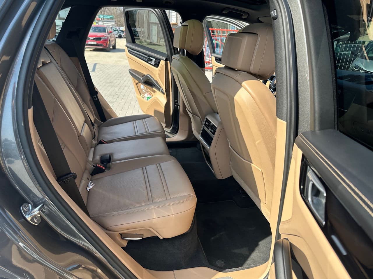 Porsche Cayenne E-Hybrid 2020 — Миниатюра 19