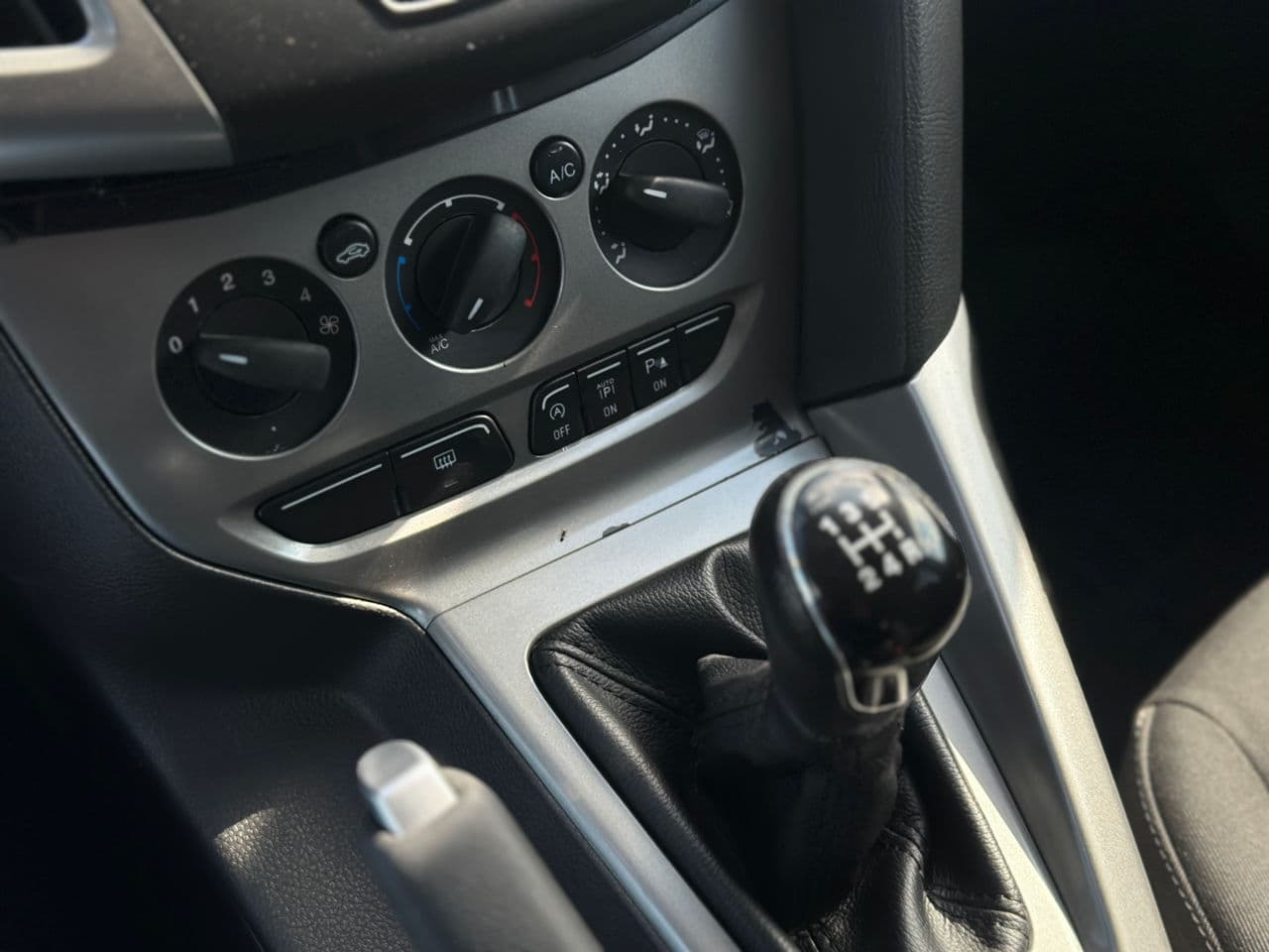 Ford Focus 2014 — Миниатюра 12