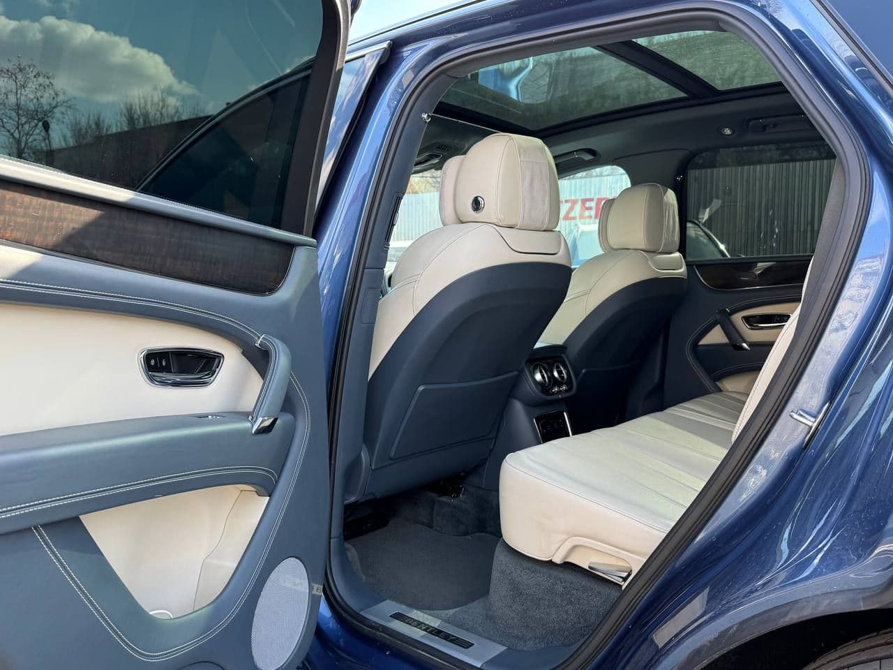 Bentley Bentayga 2018 — Миниатюра 19