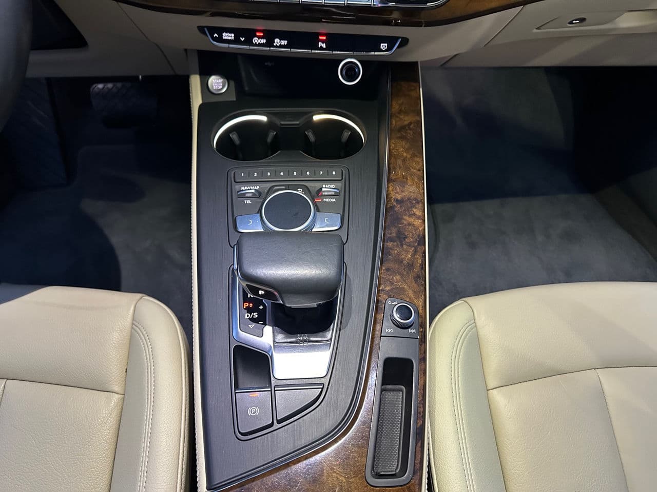 Audi A4 2019 — Миниатюра 12