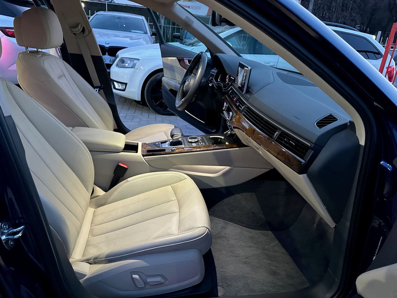 Audi A4 2019 — Миниатюра 13