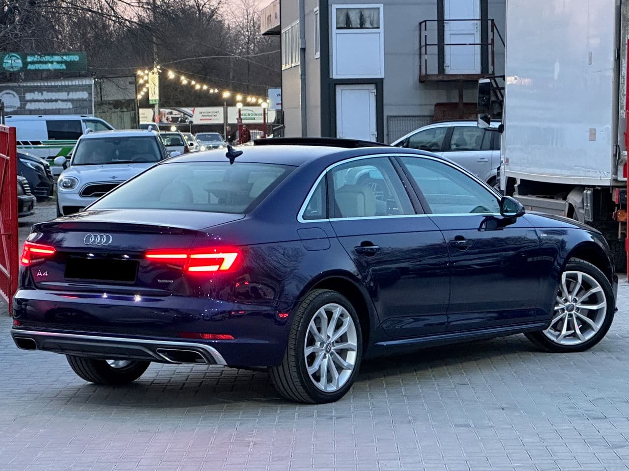 Audi A4 2019 — Миниатюра 3