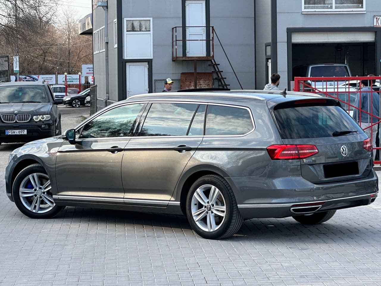 Volkswagen Passat GTE 2016 — Миниатюра 4