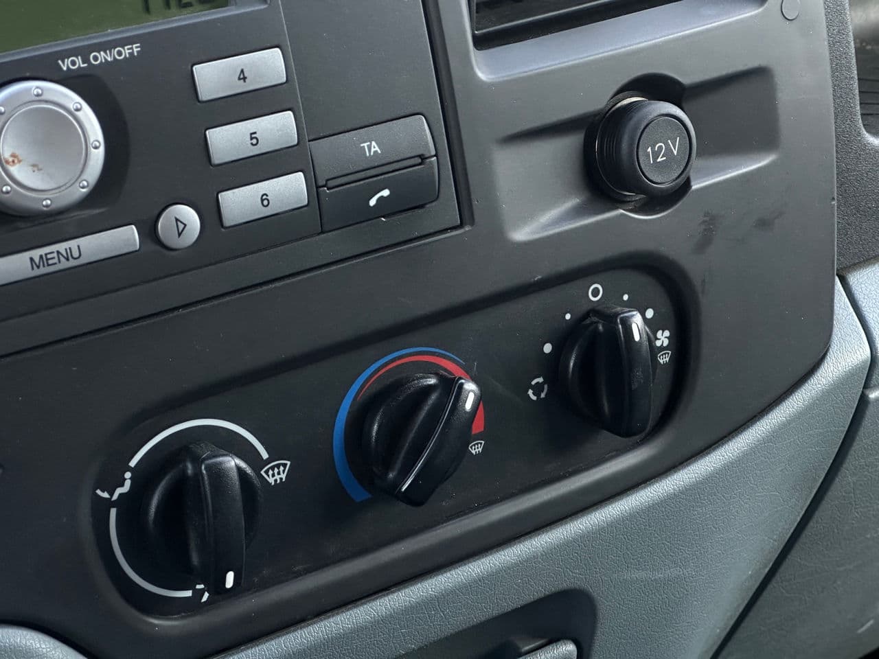Ford Transit 2011 — Миниатюра 11
