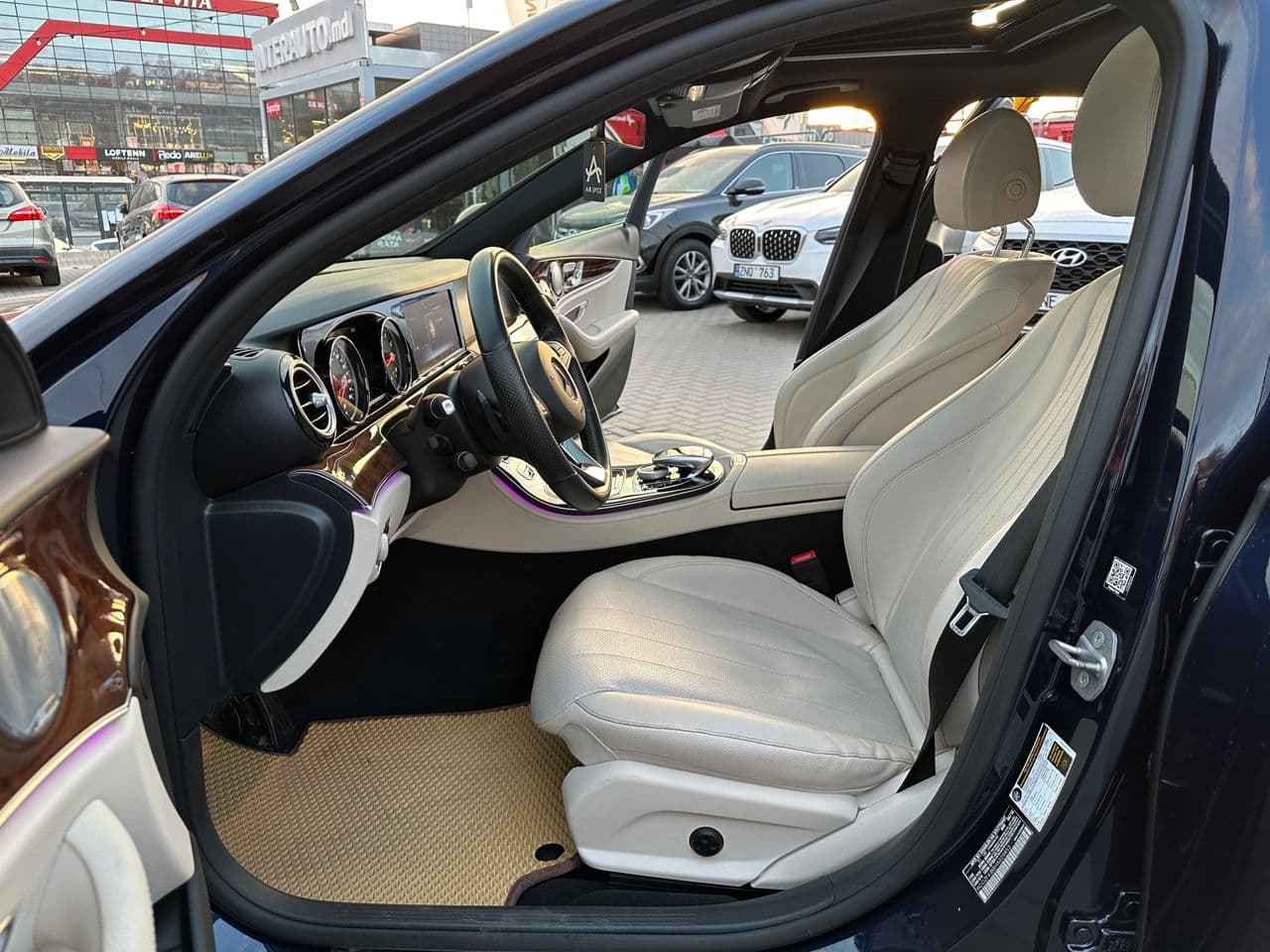 Mercedes E 300 2016 — Миниатюра 5