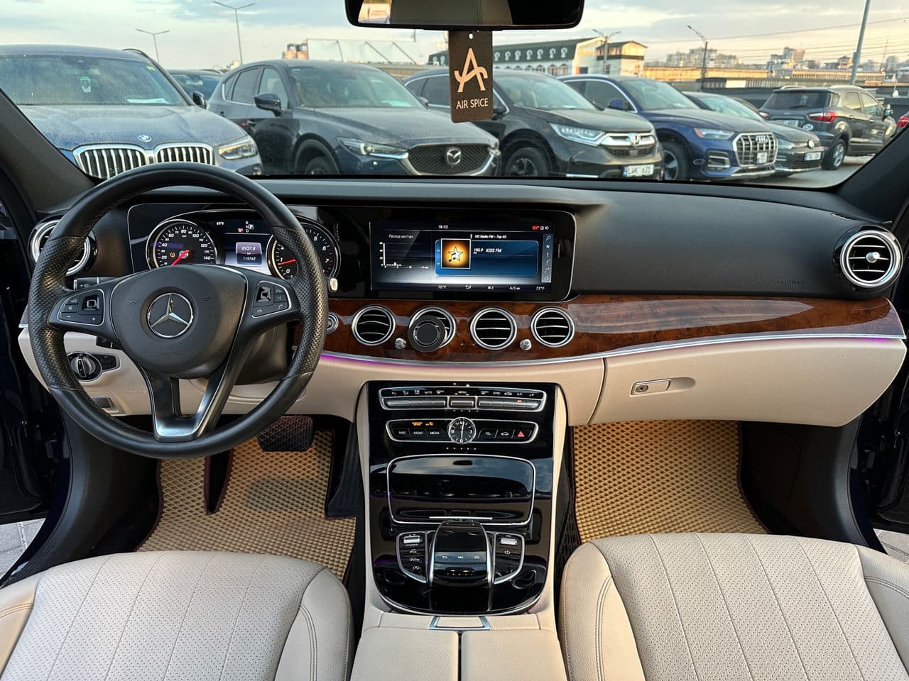 Mercedes E 300 2016 — Миниатюра 6