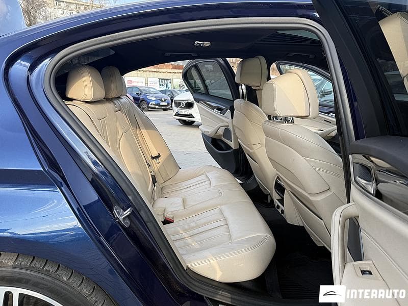 BMW 530 2018 — Миниатюра 13