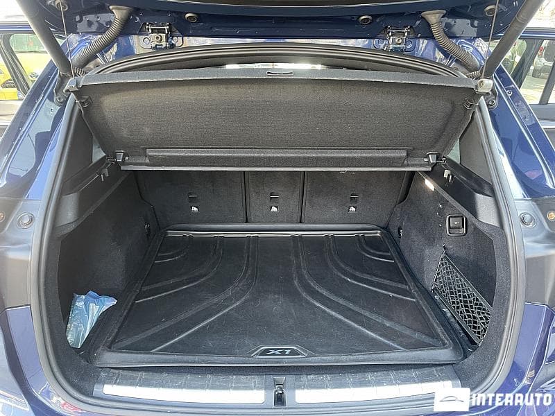 BMW X1 2.8i 2016 — Миниатюра 23