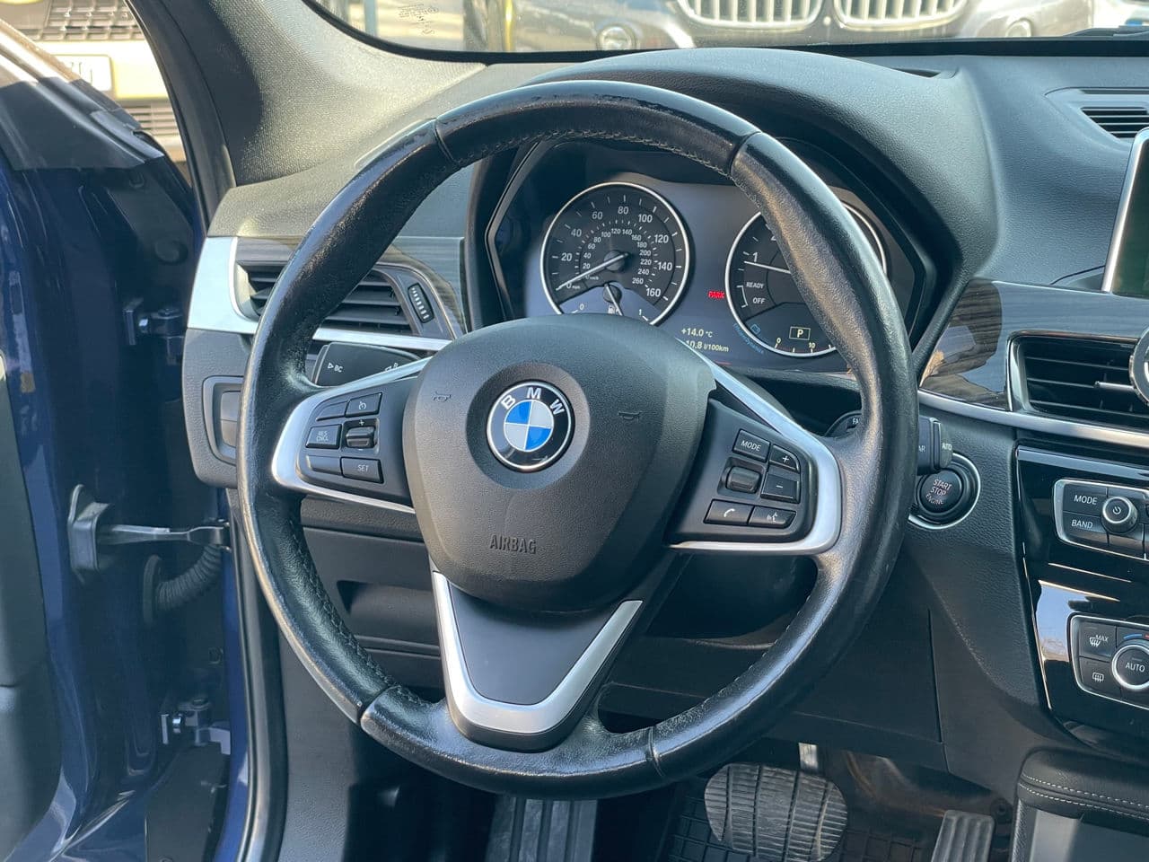 BMW X1 2.8i 2016 — Миниатюра 11