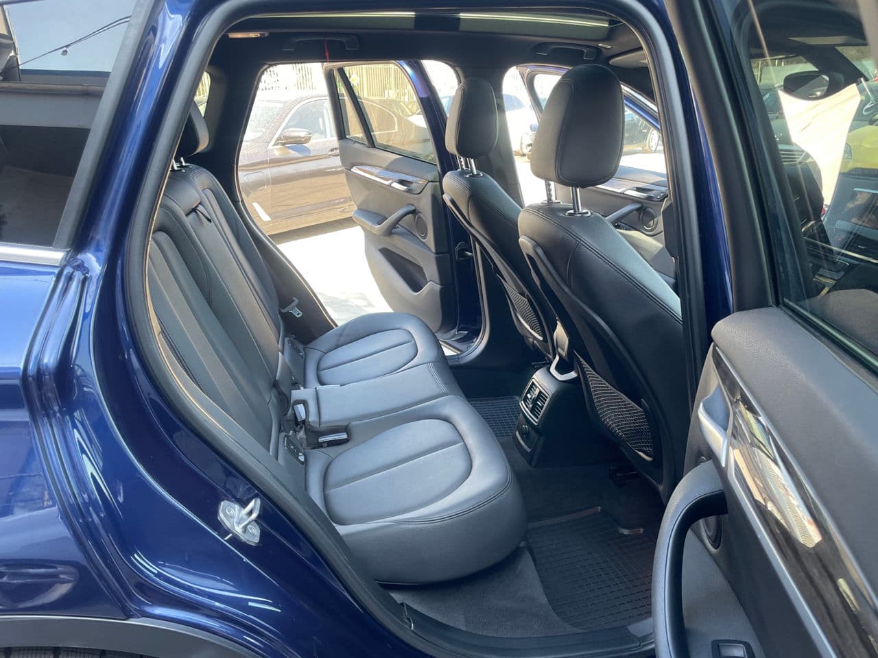 BMW X1 2.8i 2016 — Миниатюра 20