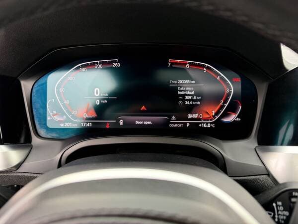 2019 BMW 330 — Miniatură 11