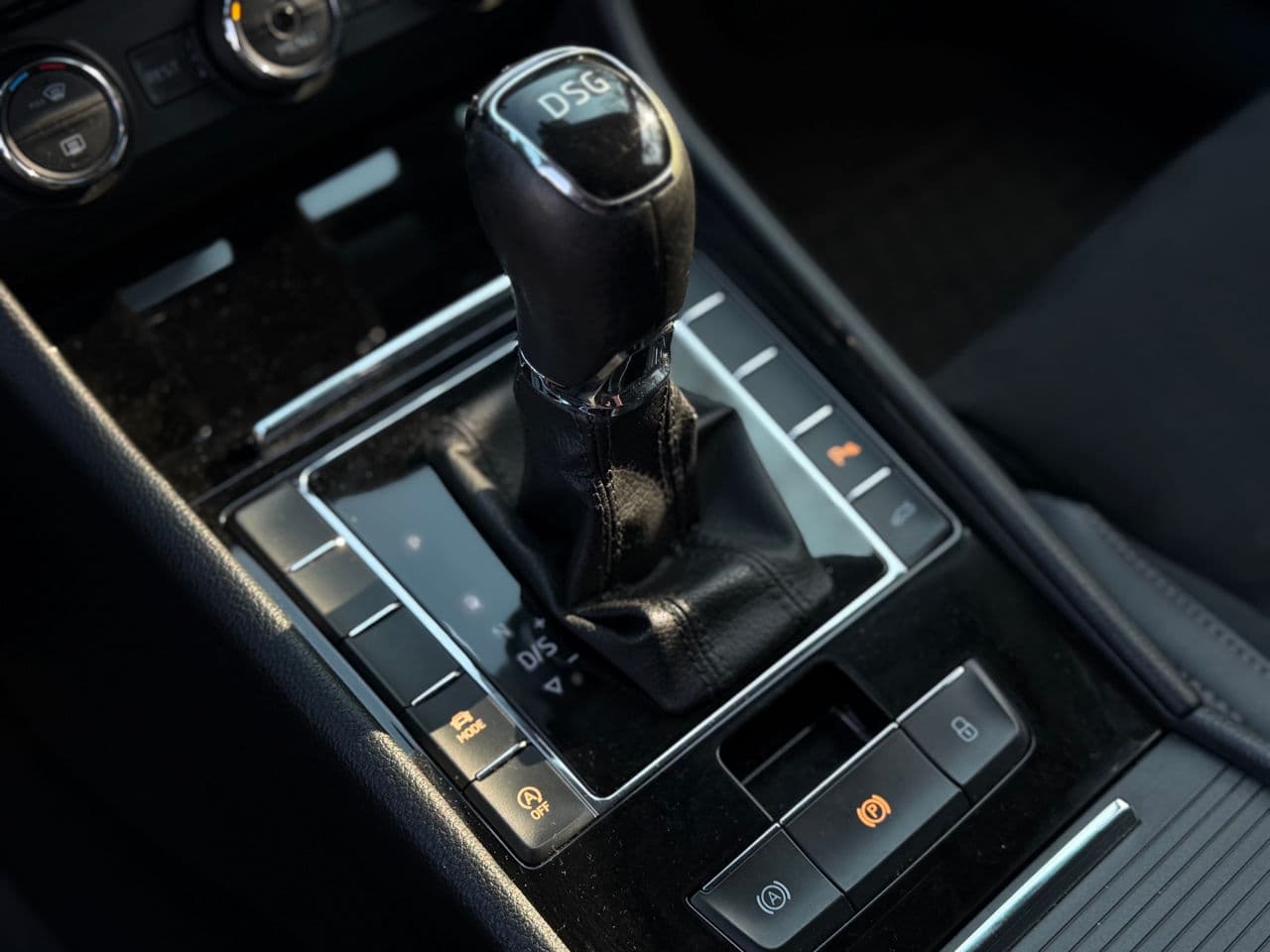 Skoda Superb 2017 — Миниатюра 15