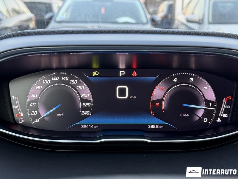 Peugeot 3008 2022 — Миниатюра 9