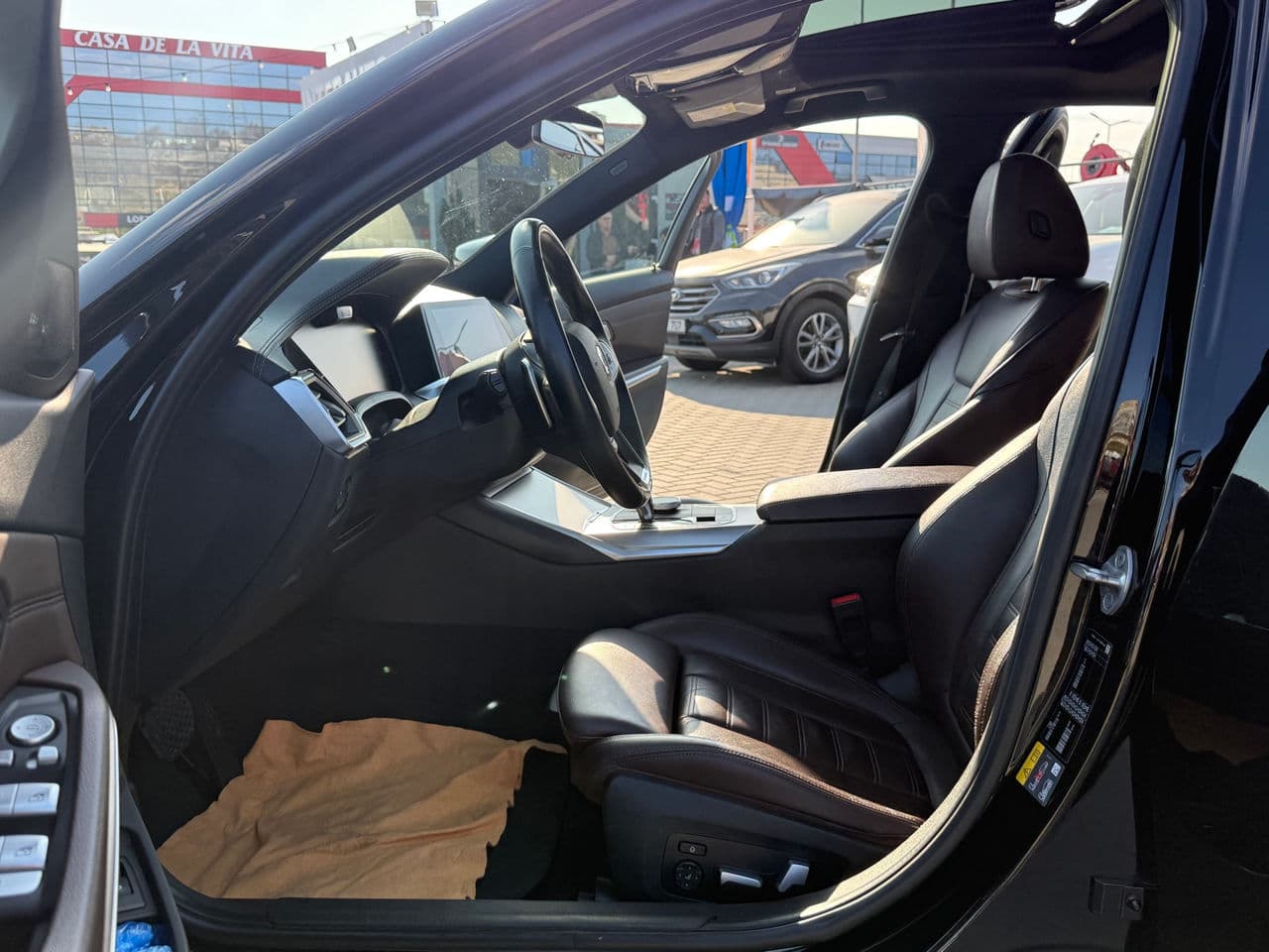 BMW 330E 2020 — Миниатюра 6