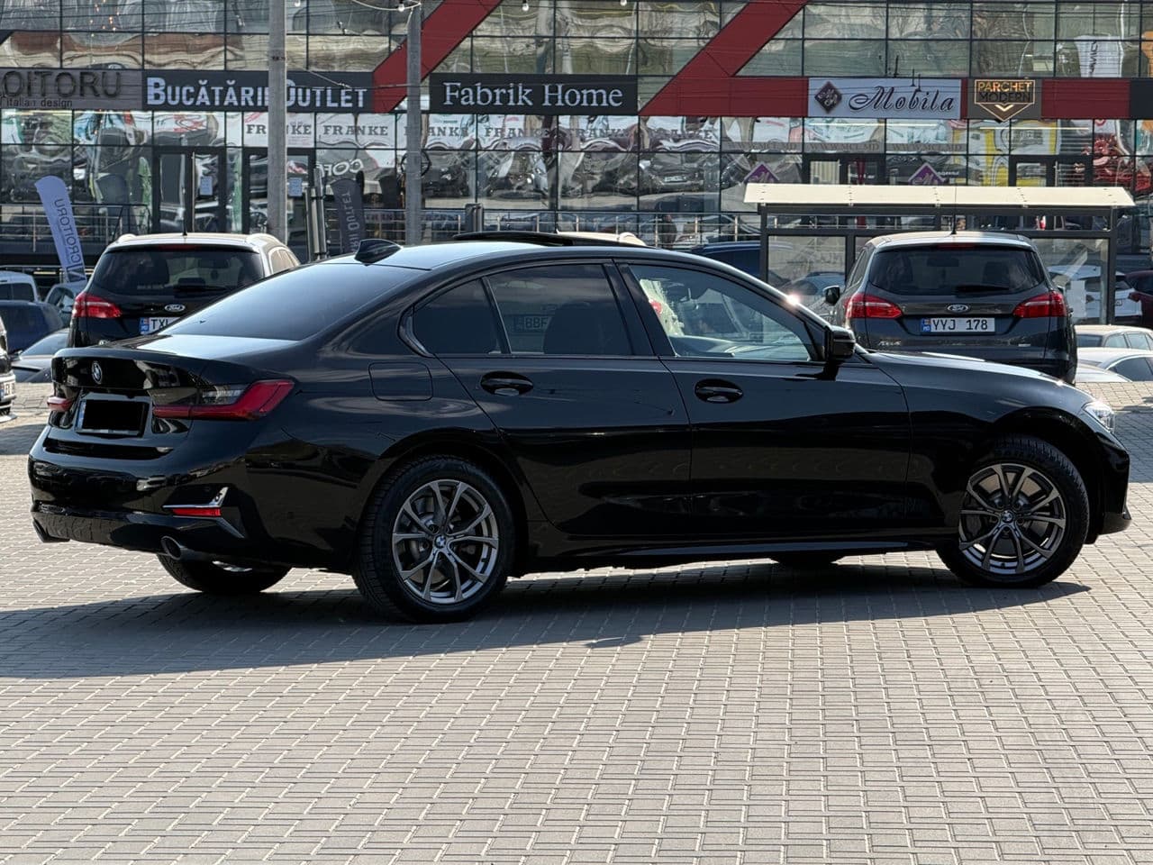 BMW 330E 2020 — Миниатюра 3
