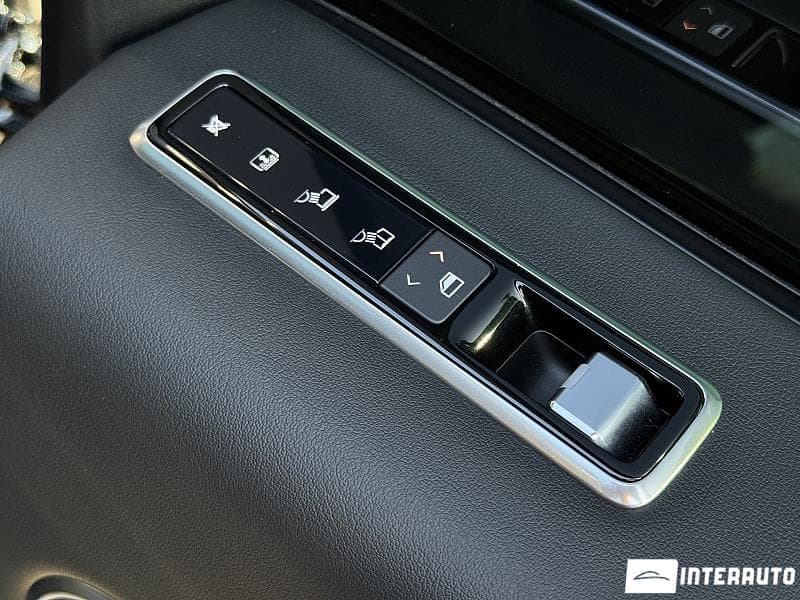 Land Rover Range Rover Vogue 2021 — Миниатюра 20