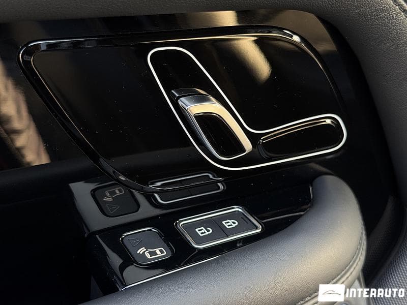 Land Rover Range Rover Vogue 2021 — Миниатюра 19
