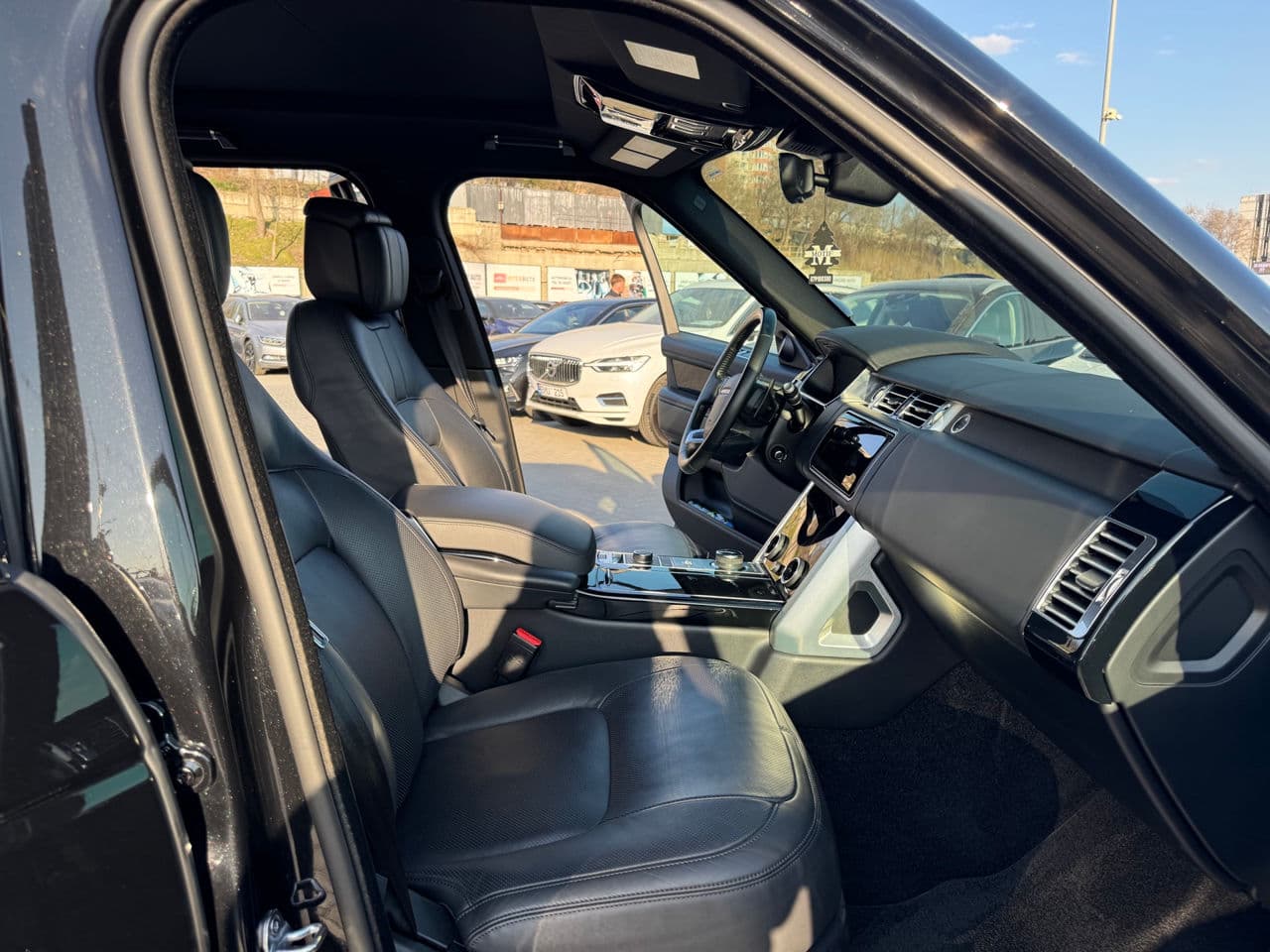 Land Rover Range Rover Vogue 2021 — Миниатюра 14