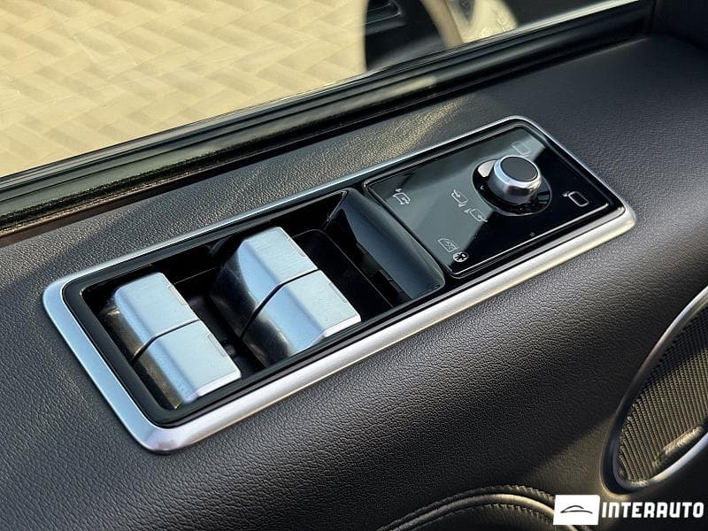 Land Rover Range Rover Vogue 2021 — Миниатюра 17