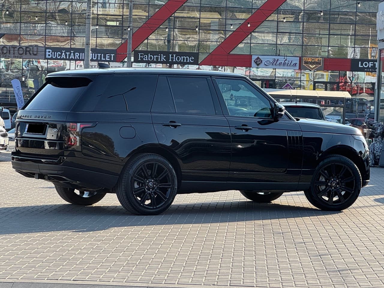 Land Rover Range Rover Vogue 2021 — Миниатюра 3