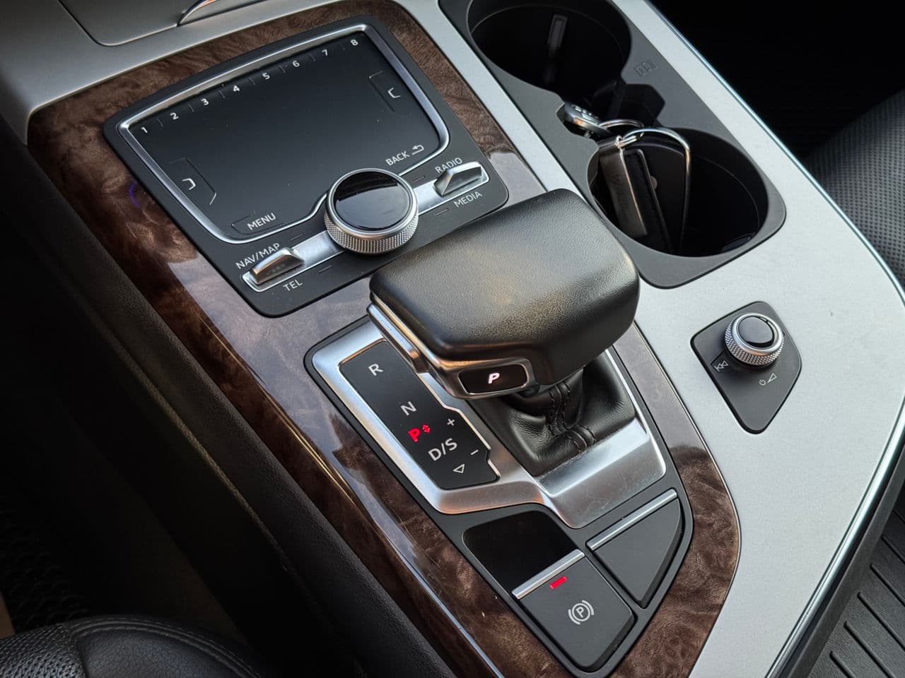 Audi Q7 2018 — Миниатюра 12