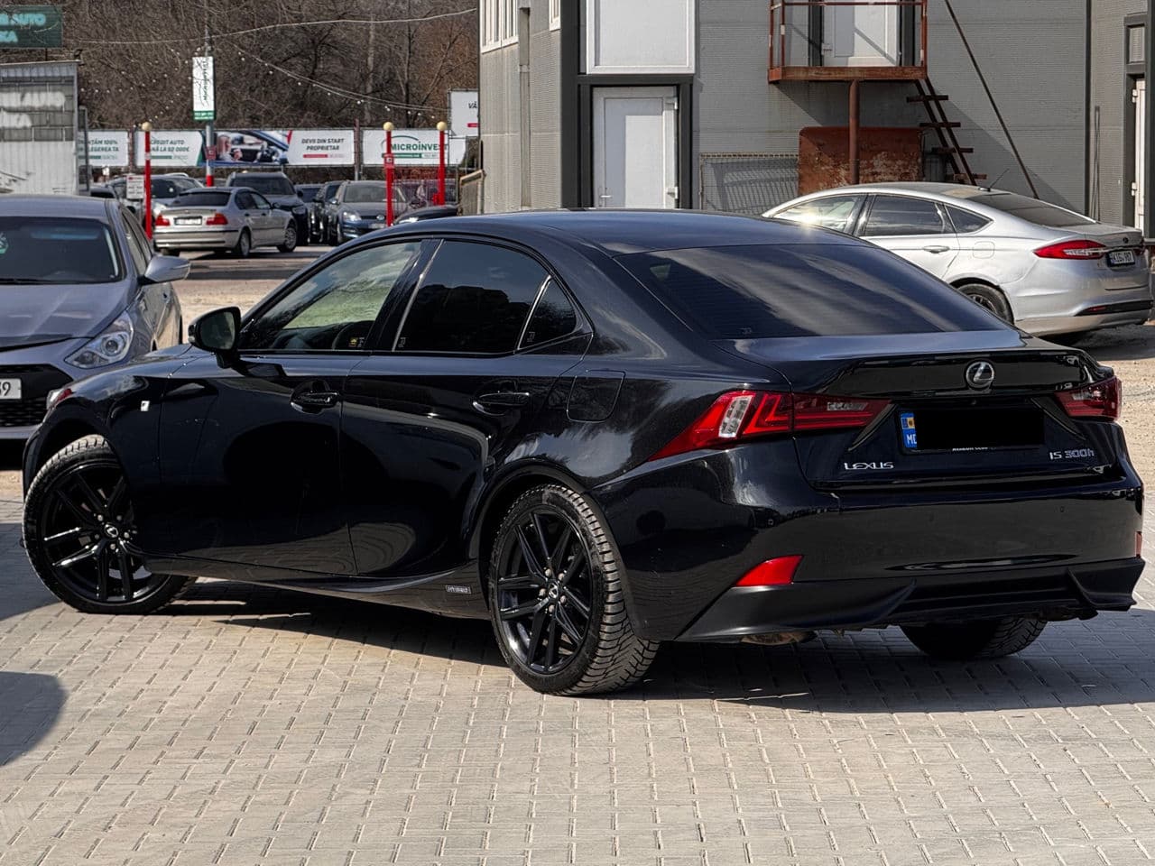 Lexus IS 300h 2013 — Миниатюра 4
