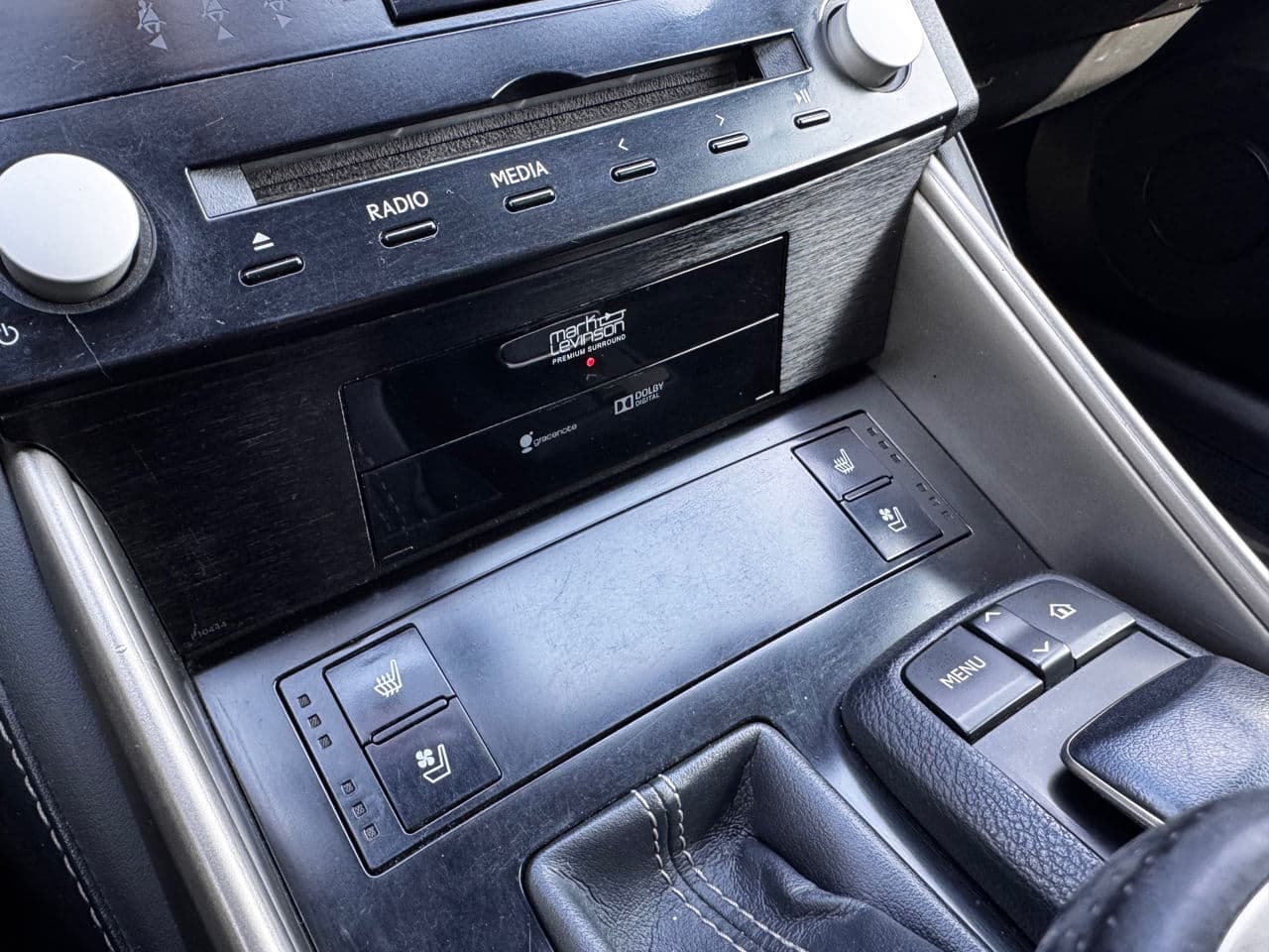 Lexus IS 300h 2013 — Миниатюра 11