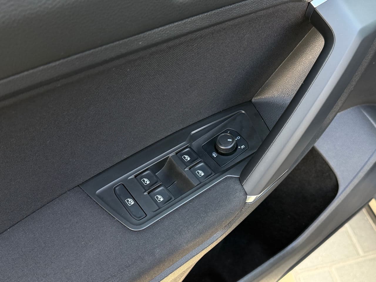 Volkswagen Tiguan 2020 — Миниатюра 6