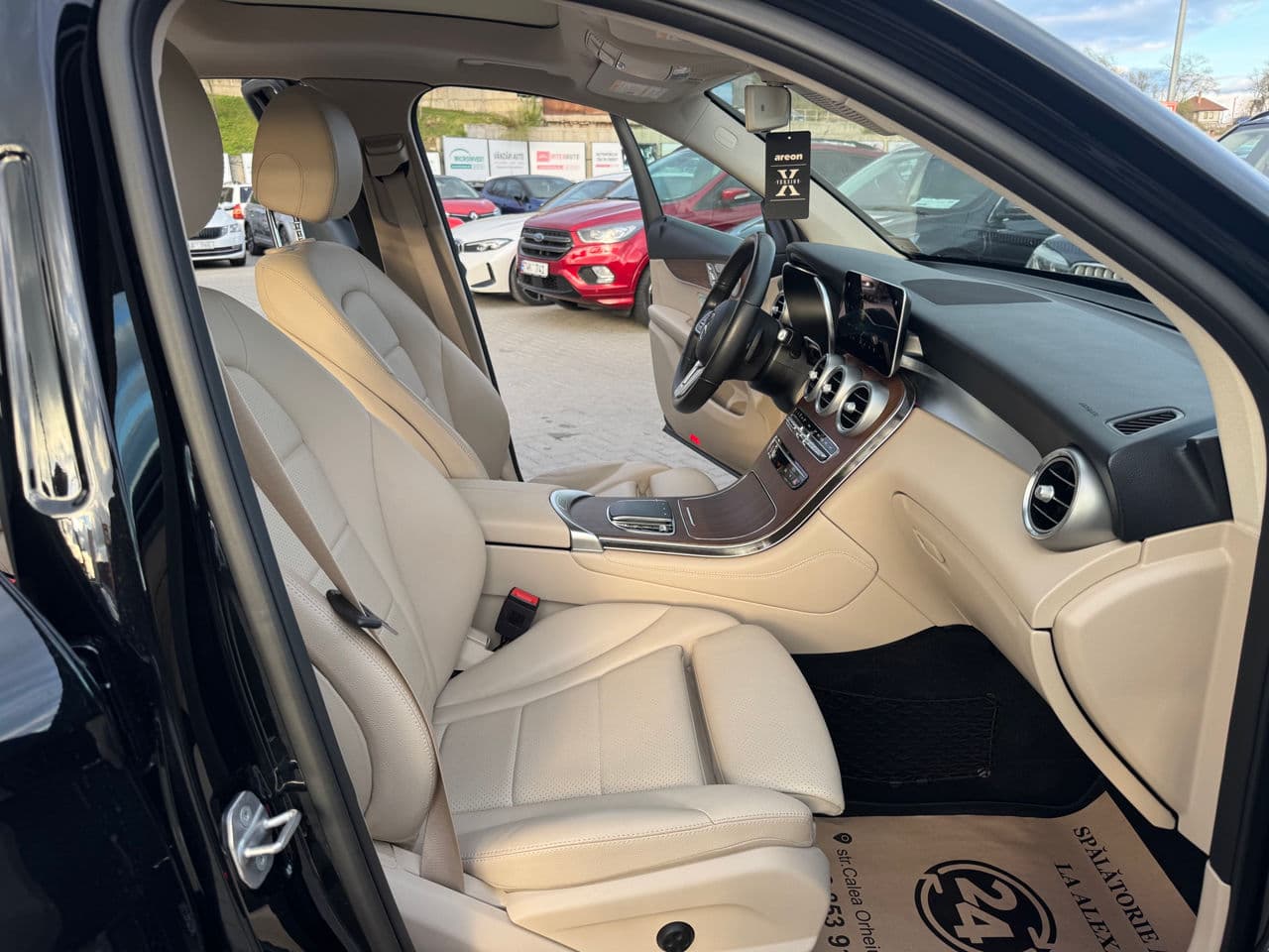 Mercedes GLC 300 2020 — Миниатюра 17