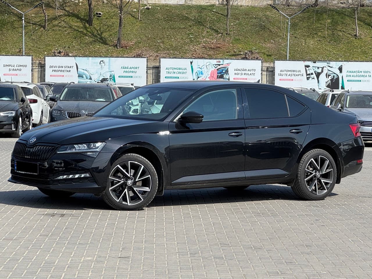 Skoda Superb 2023 — Миниатюра 2