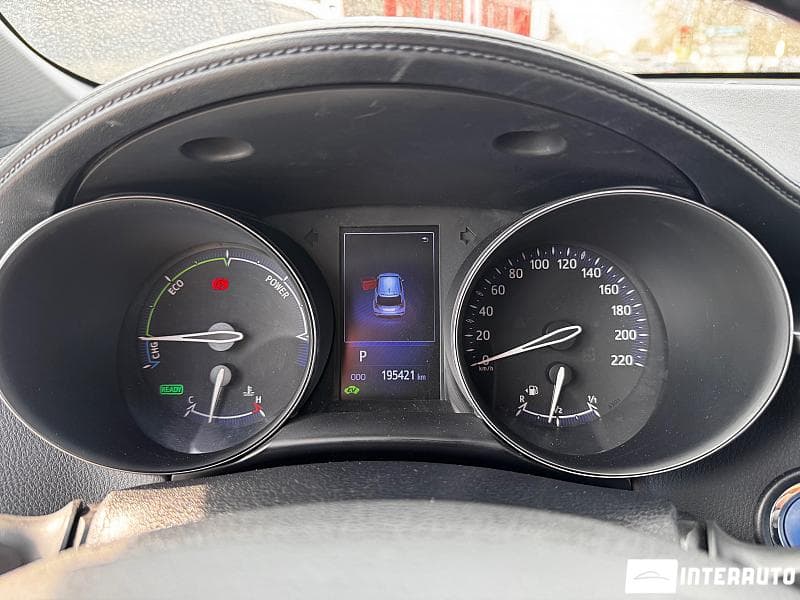Toyota C-HR 2018 — Миниатюра 9