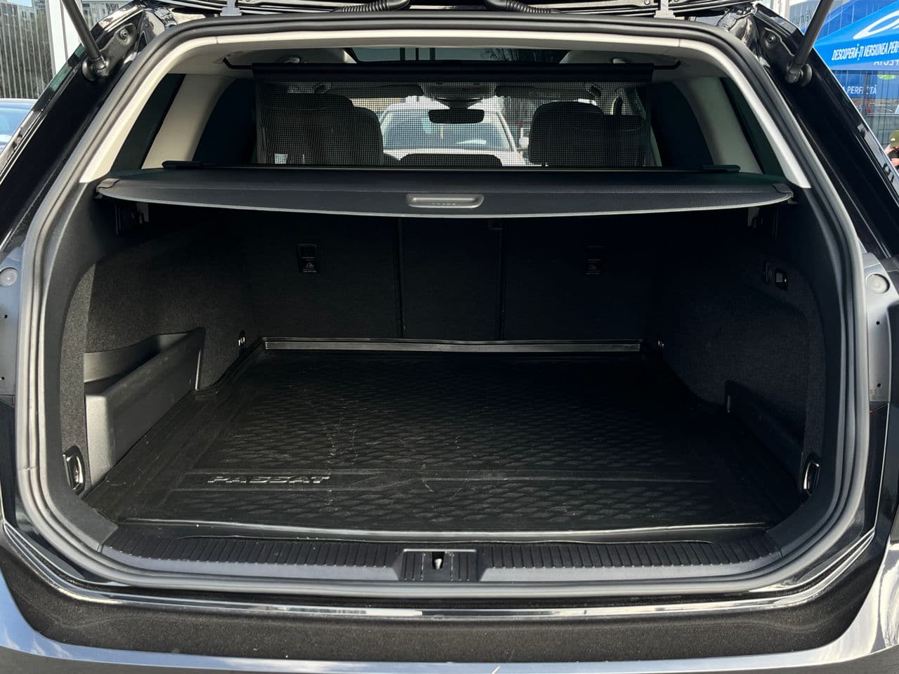 Volkswagen Passat GTE 2020 — Миниатюра 19