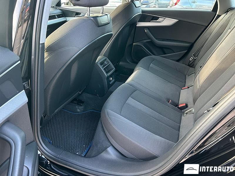 Audi A4 2018 — Миниатюра 17