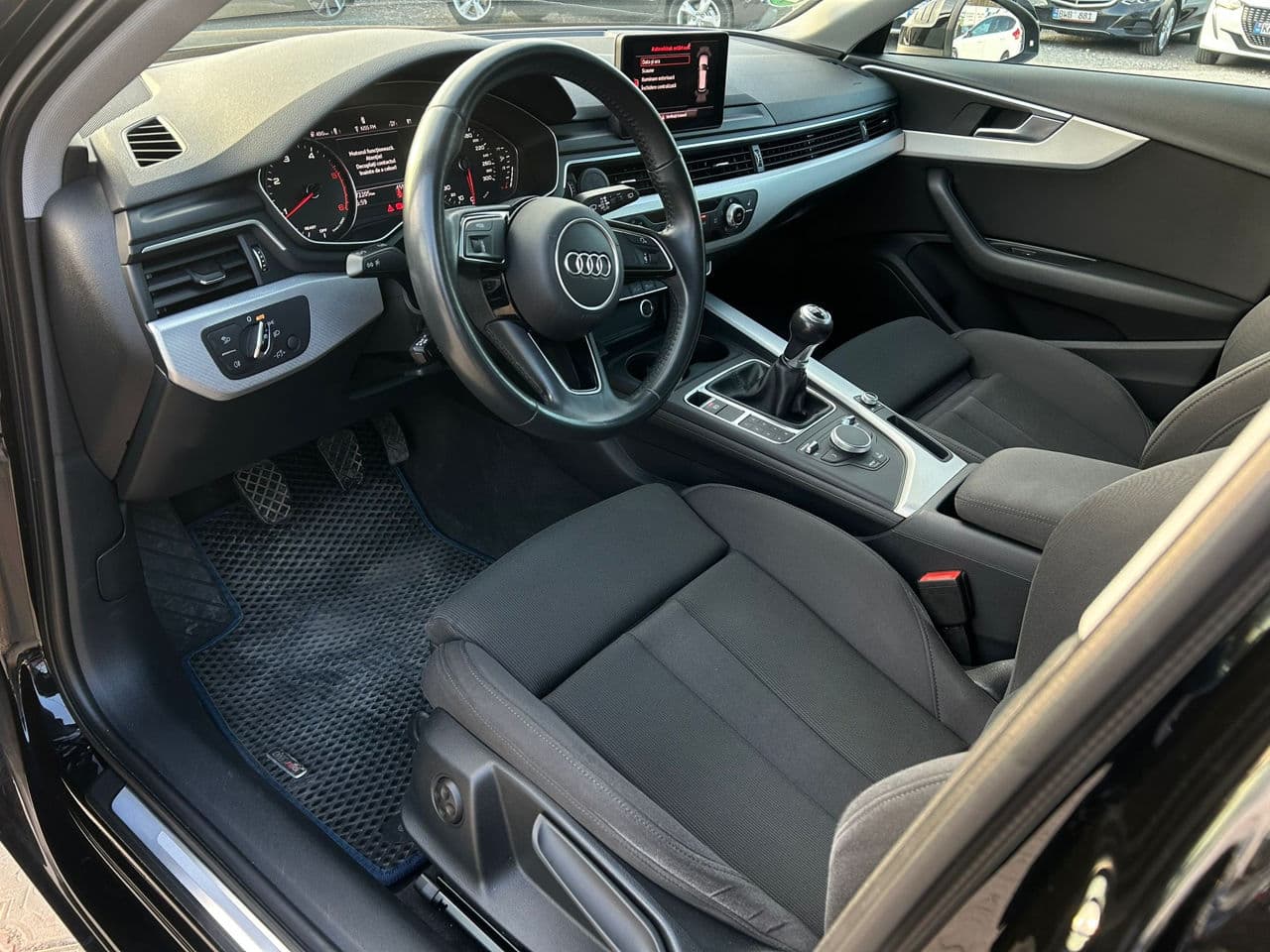 Audi A4 2018 — Миниатюра 5