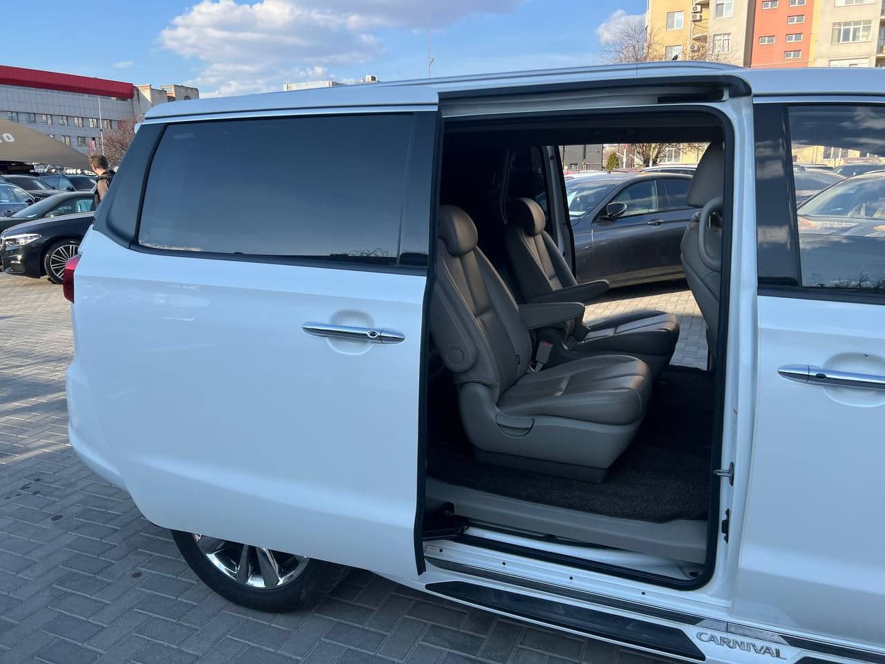 Kia Carnival 2019 — Миниатюра 19