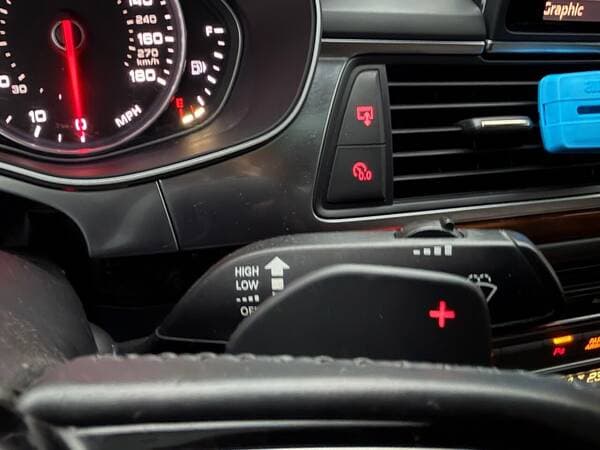 Audi A6 2017 — Миниатюра 12