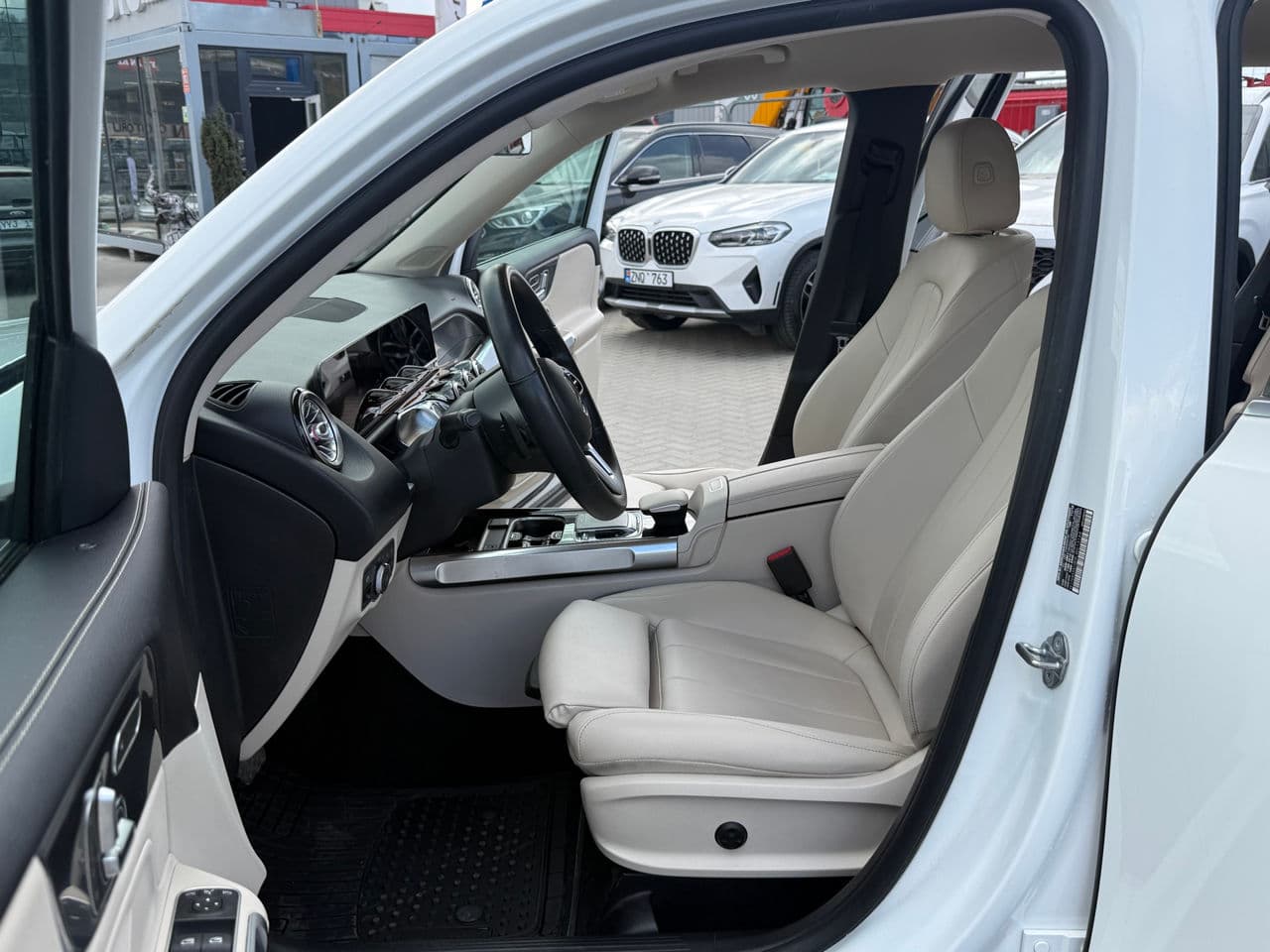 Mercedes GLB 250 2020 — Миниатюра 5