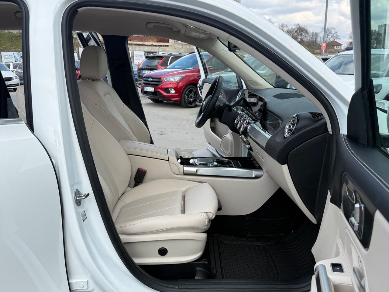 Mercedes GLB 250 2020 — Миниатюра 15