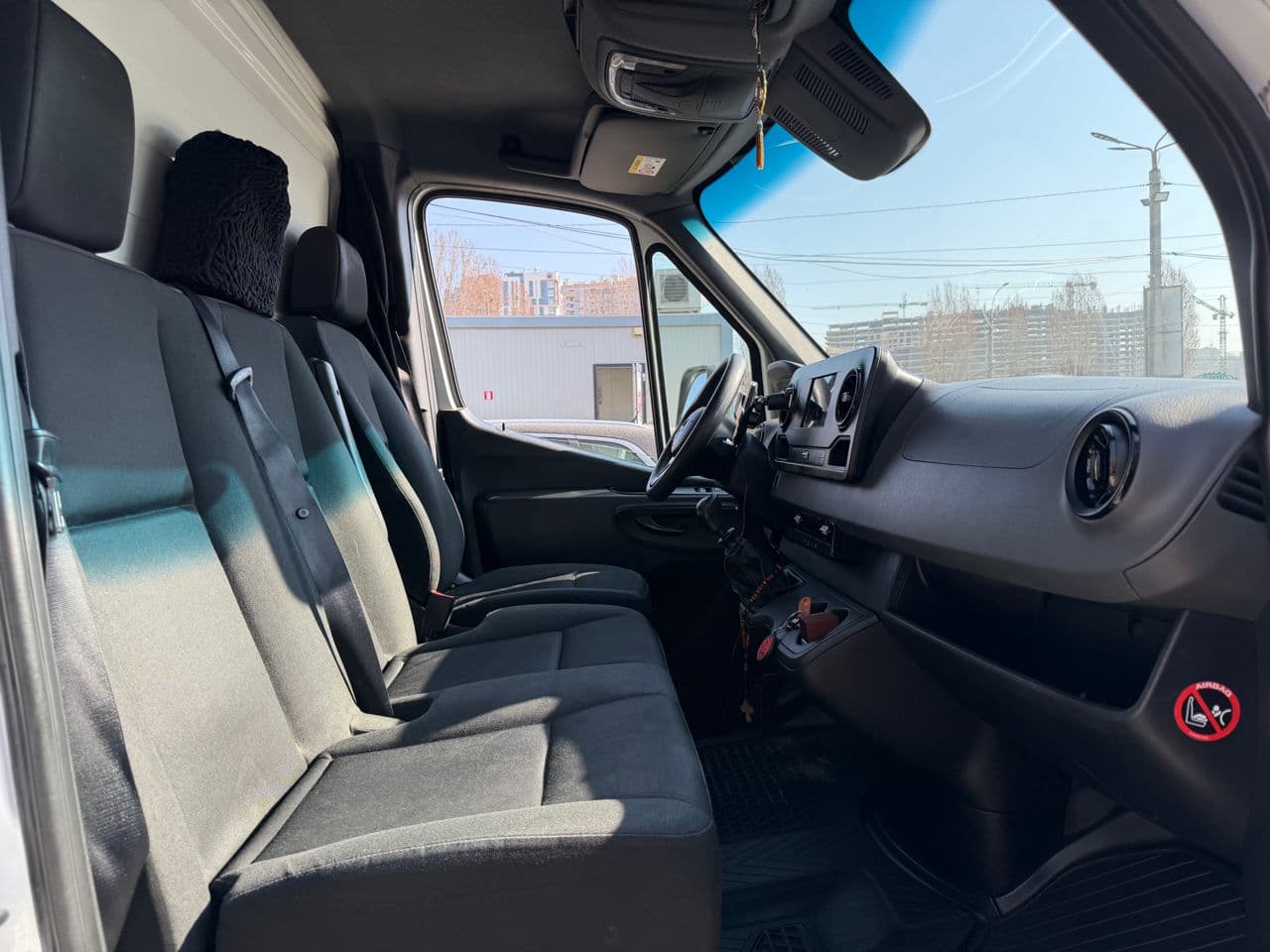 Mercedes Sprinter 2019 — Миниатюра 14