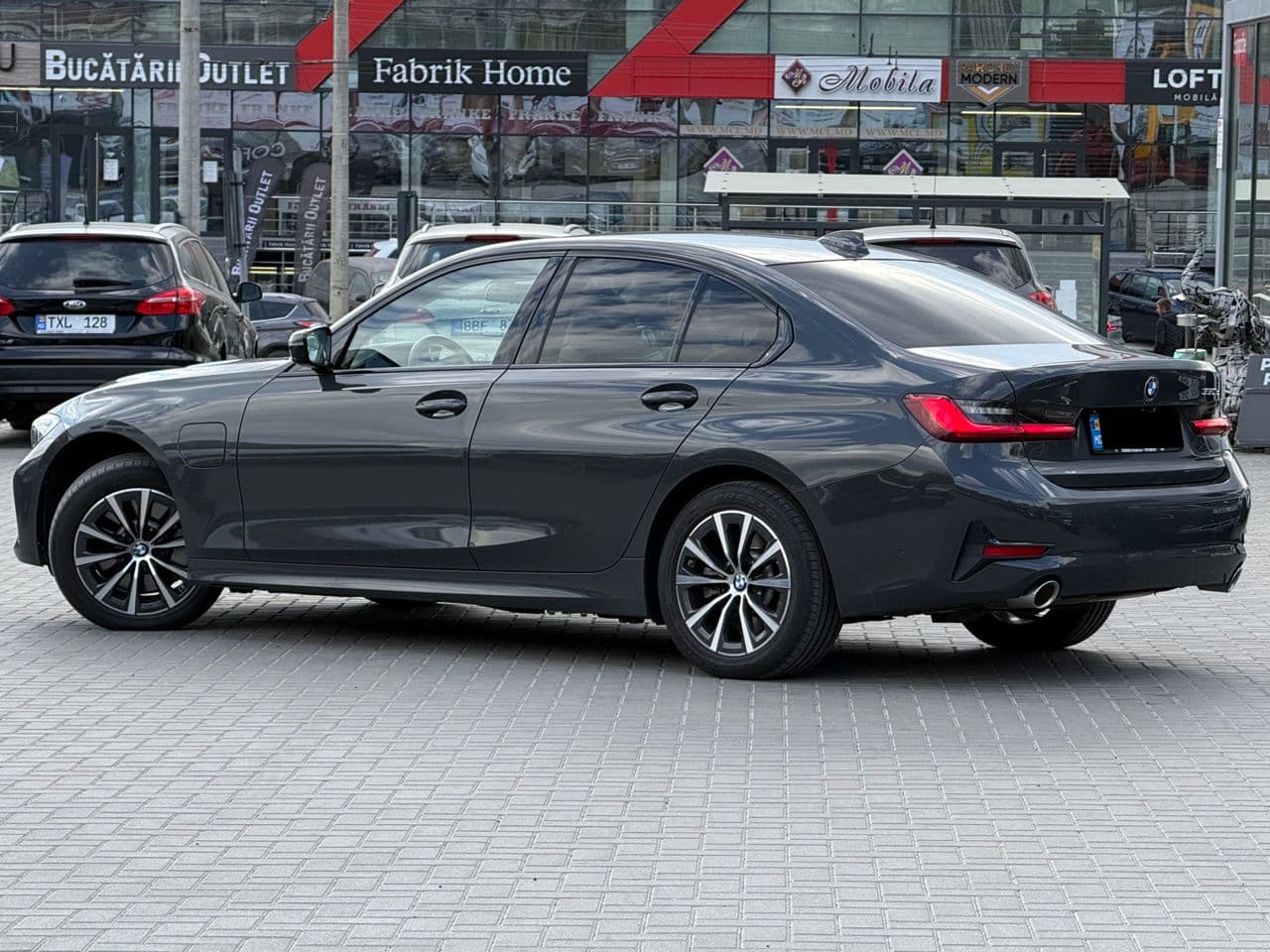 BMW 330E 2020 — Миниатюра 4