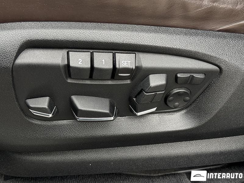 2016 BMW X5 4.0e — Miniatură 22